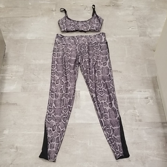 💕ONZIE💕 Elastic Cage Top Bra & Leggings Set - Picture 5 of 16